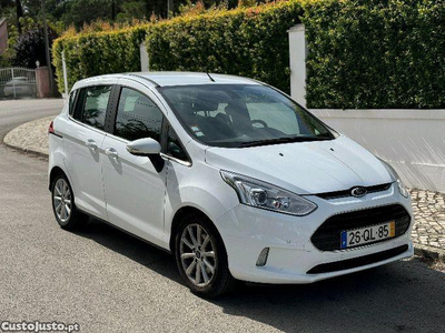 Ford B-Max 1.0 EcoBoost Titanium