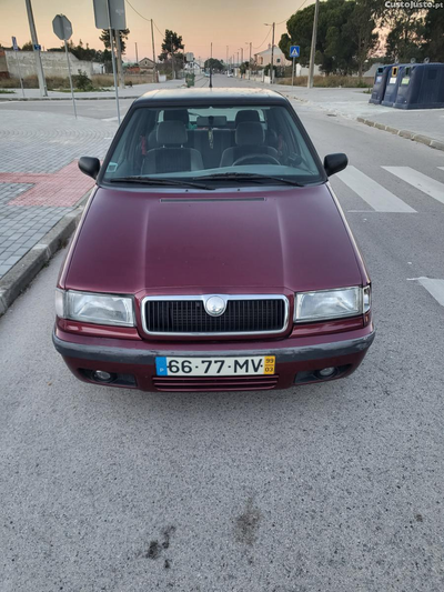 Skoda Felicia 1.3 muito bom estado revisao feita