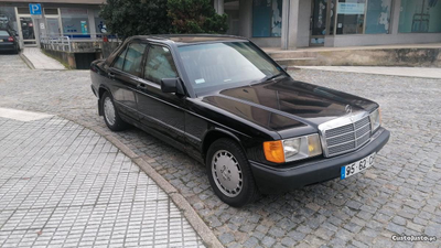 Mercedes-Benz 190 E 2.3