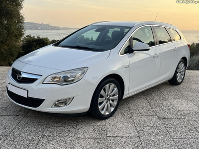 Opel Astra Sports Tourer 1.3 CDTi Executive S/S