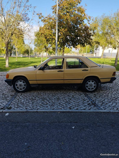 Mercedes-Benz 190 190d