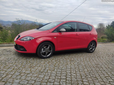 Seat Altea 2.0 TDI FR 5lugares