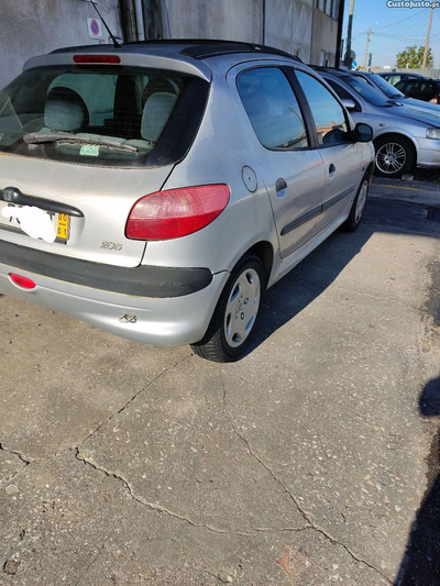 Peugeot 206 1.1 5 portas