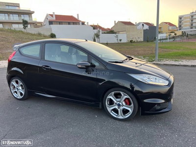 Ford Fiesta 1.6 T ST