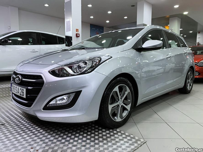 Hyundai i30 SW 1.6 CRDi Blue Comfort Navi 110Cv