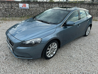 Volvo V40 1.6 D2 Summum