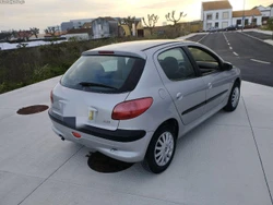 Peugeot 206 1.1