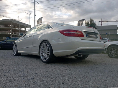 Mercedes-Benz E 250 Coupé