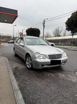 Mercedes-Benz C 220 W203