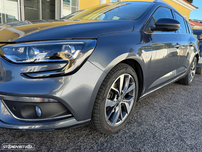 Renault Mégane Sport Tourer 1.5 Blue dCi Limited EDC