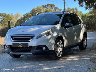 Peugeot 2008 1.2 PureTech Allure