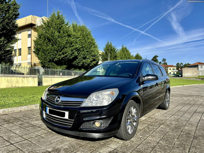 Opel Astra CARAVAN 1.7CDTI COSMO