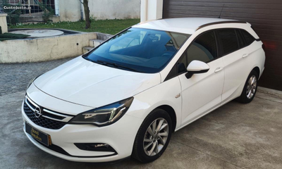 Opel Astra Sports Tourer 1.0 105cv