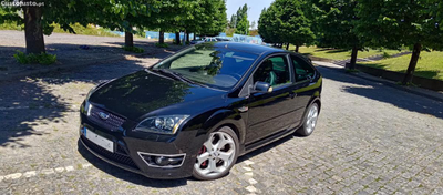 Ford Focus ST225