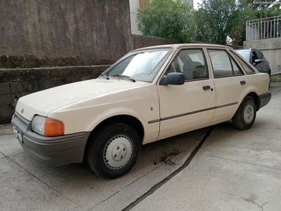 Ford Escort 1.3CL