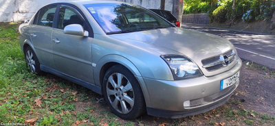 Opel Vectra C Saloon