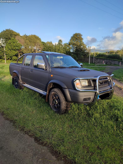 Nissan Navara D22 2.5TD 4x4