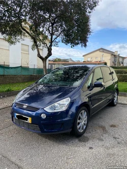 Ford S-Max Titanium