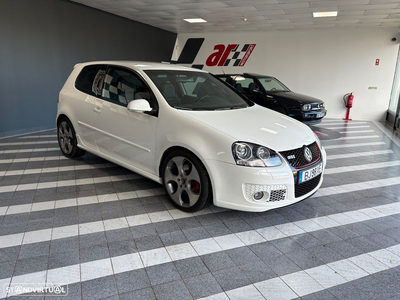 VW Golf 2.0 GTi DSG