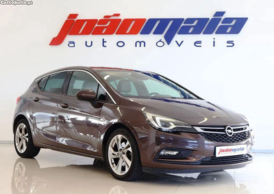 Opel Astra 1.6 CDTi Cosmo S/S J