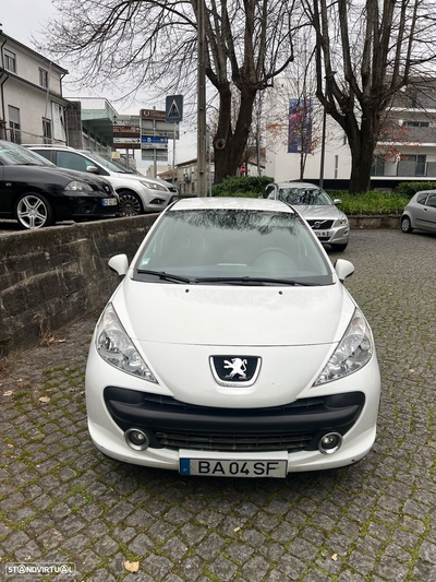 Peugeot 207 1.4 HDi Premium