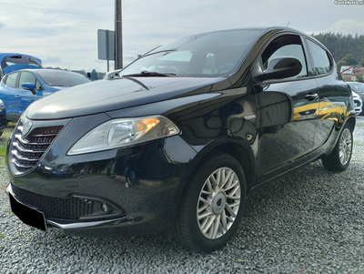 Lancia Ypsilon 1.2 S&S GOLD - 5 Portas - Nacional - 100.000kms - 1 Dono