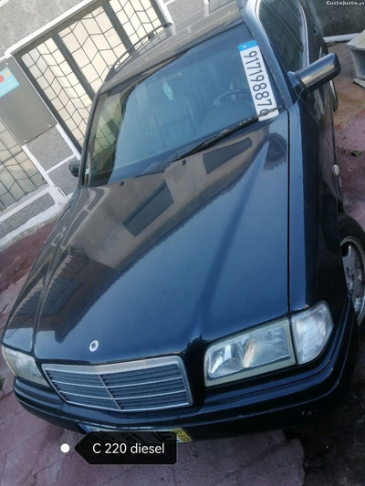 Mercedes-Benz C 200 spot