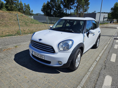 MINI One D Countryman