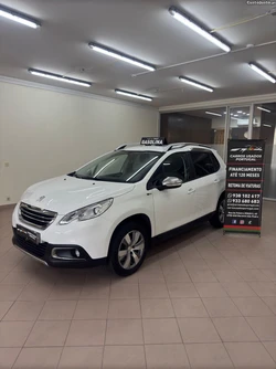 Peugeot 2008 1.2 PureTech Style