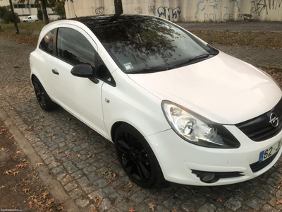 Opel Corsa D 1.2.    104000km