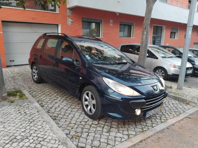 Peugeot 307 (307)