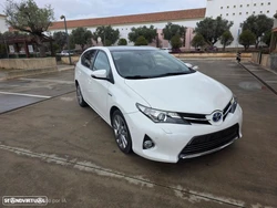 Toyota Auris 1.8 HSD Sport+Skyview +Navi