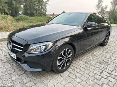 Mercedes-Benz C 220 D AMG LINE 9-GTRONIC