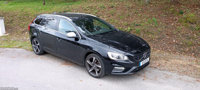 Volvo V60 R-DESIGN 1.6