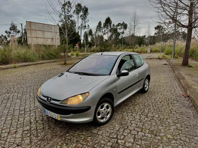 Peugeot 206 1.1 c/ac Gasolina