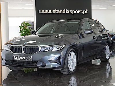 BMW Serie-3 330 e Touring Auto