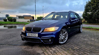 BMW 318 D Touring 2011