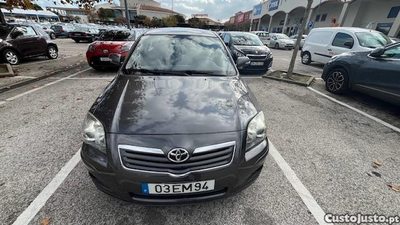 Toyota Avensis 2.0 D-4D Sol