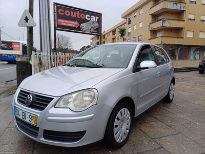 VW Polo 12i  ( Selo Barato ) Tem  Ac                                         _ Viatura nacional