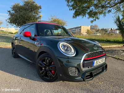 MINI 3 Portas John Cooper Works Auto Desportiva