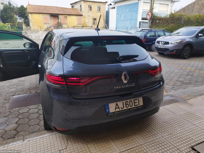 Renault Mégane IV Limited dCi + PS