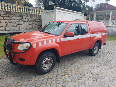 Mazda BT-50 3 lugares