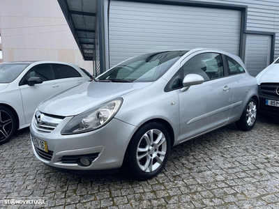 Opel Corsa 1.2 Twinport Cosmo