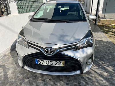 Toyota Yaris 1.0 vvti