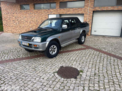 Mitsubishi L200 2.5 TD Strada CD ABS