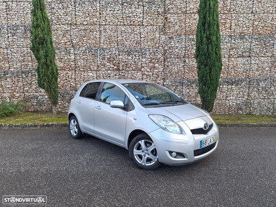 Toyota Yaris 1.0 VVT-i Sport+VSC