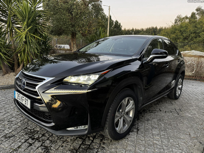 Lexus NX 300h EXECUTIVE