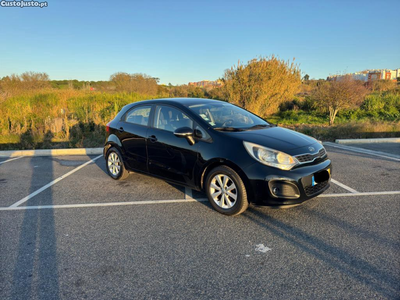 Kia Rio CCVT LX