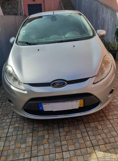 Ford Fiesta 1200cc gasolina