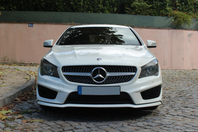 Mercedes-Benz CLA 180 D AMG